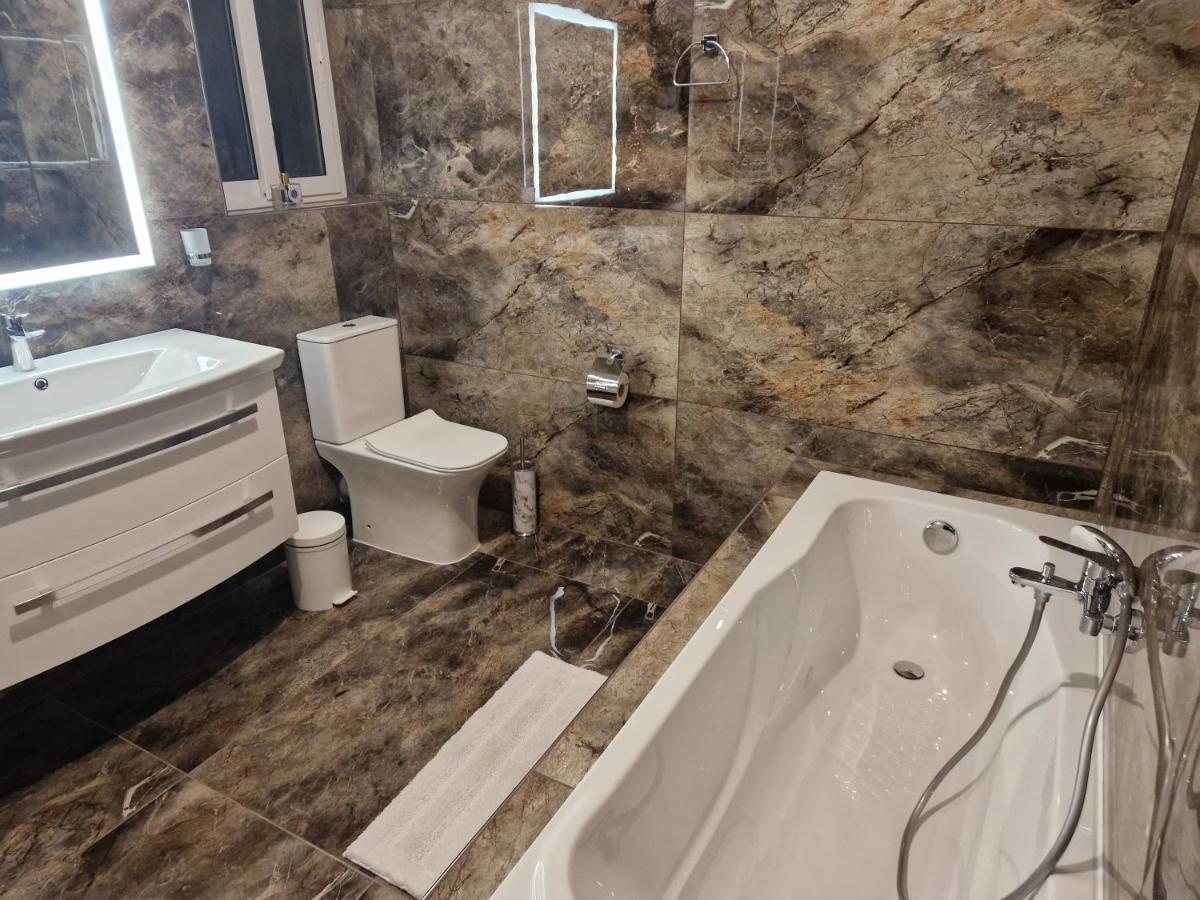 Town Pent House Appartement Luqa Buitenkant foto